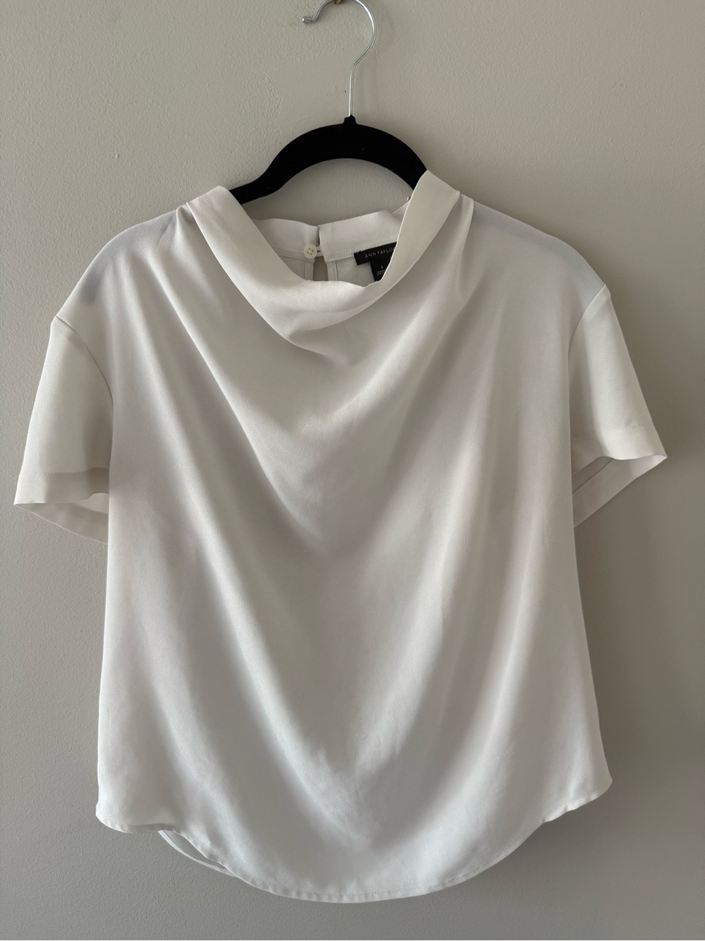 Ann Taylor White Drape Neck Short Sleeve Blouse